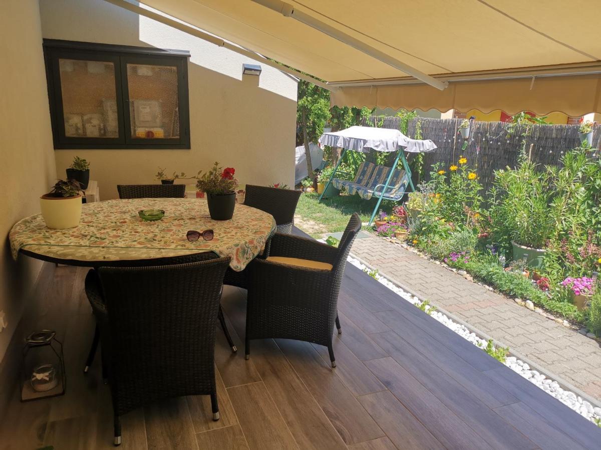 Noemi89 Apartman Siofok Ngoại thất bức ảnh